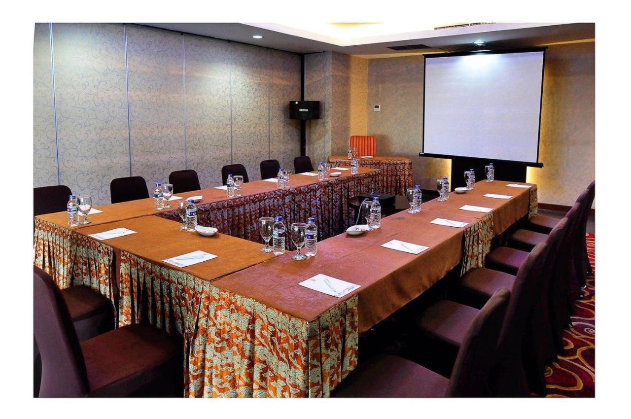 Asialink Premier Karawang Εξωτερικό φωτογραφία